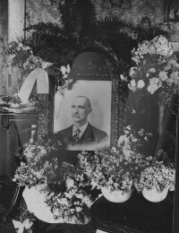 Media/KREISS John Funeral 1907.jpeg